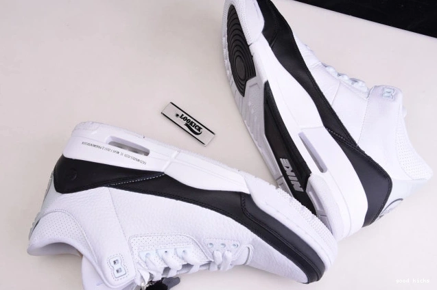 Rep AIR FRAGMENT DA3595-100 JORDAN 3 0812